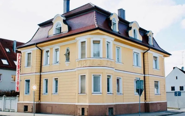 Hotel Pension De Lux