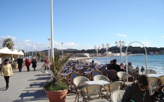 Appartement 4 personnes 5mn plage Piscine wifi parking