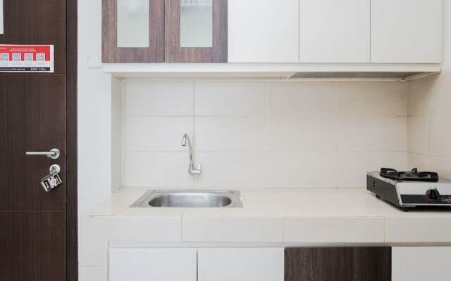 Nice And Artistic 1Br At Saveria Apartment