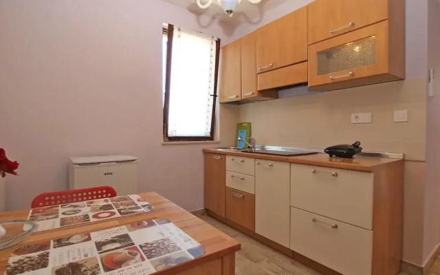 Apartment 1103