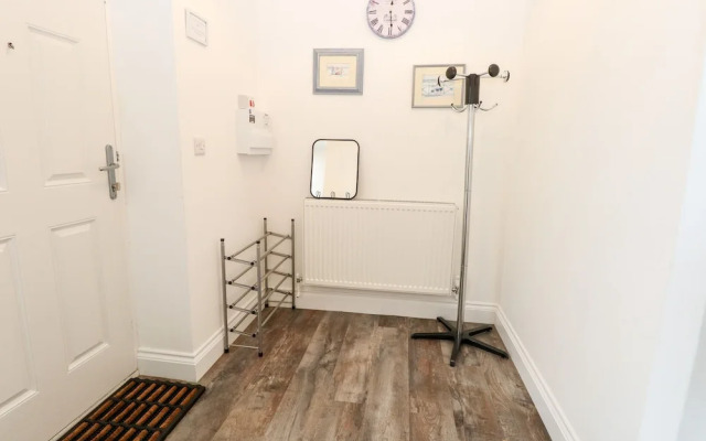 Apartment 7