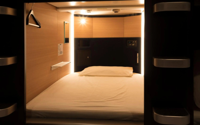 TUBE Sq – Guest Rooms – Tokoname