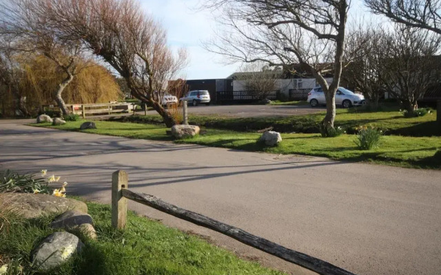10A Medmerry Park 2 Bedroom Chalet