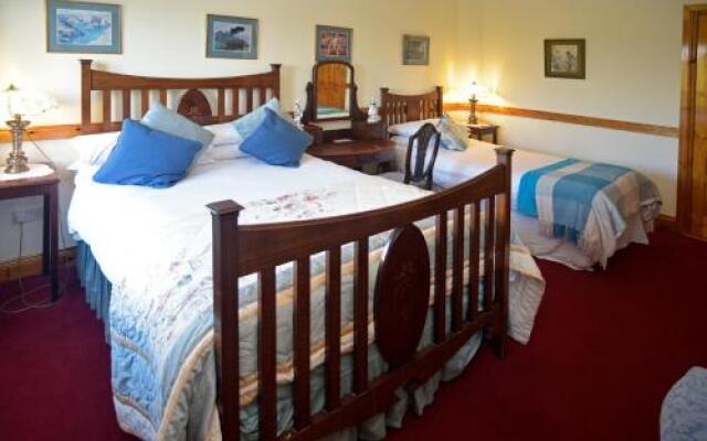 Moyglare Lodge Country House B&B