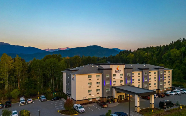 Comfort Inn & Suites