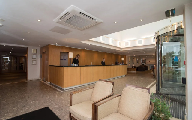 Regency Park Hotel