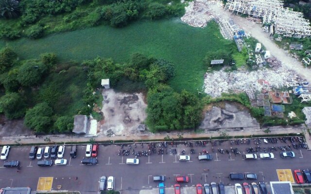 Best Price Green Pramuka Apartment