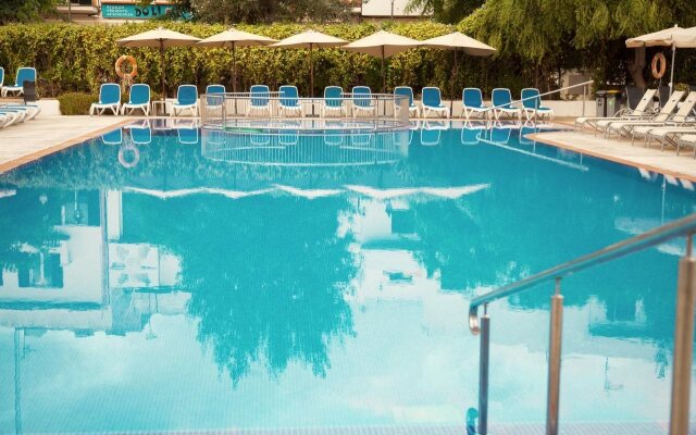 Sentido Fido Tucan - Adults Only