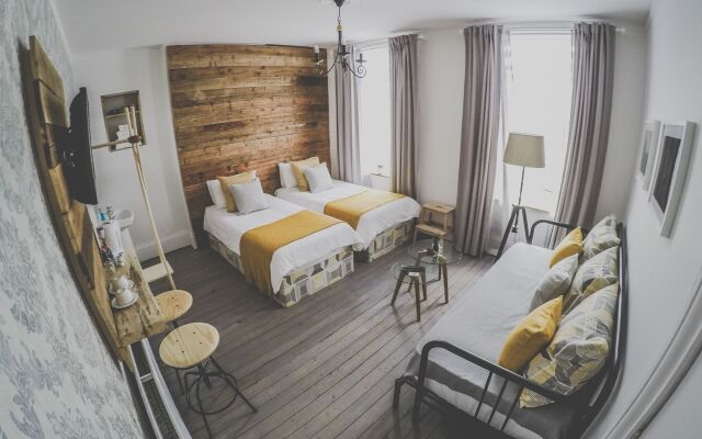 Antique House B&B