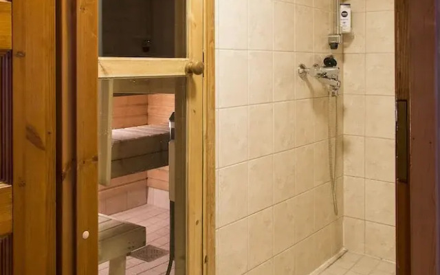 Zone Apartments