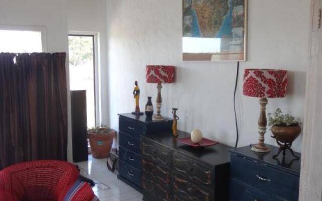 African Array Backpackers Lodge