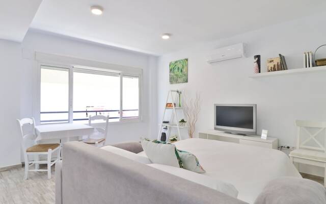 Nice Studio Torre del Mar Beach