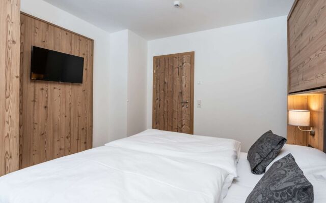 Luxury Chalet in Saalbach-hinterglemm With Sauna