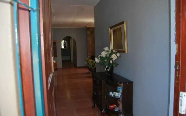 14 Cluster House & Studio