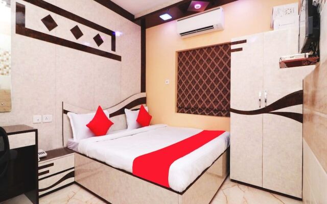 Goroomgo Sanjoy Guest House Ruby Tagore Park Kolkata