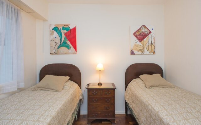 Apartment Rod Pena II By Hart