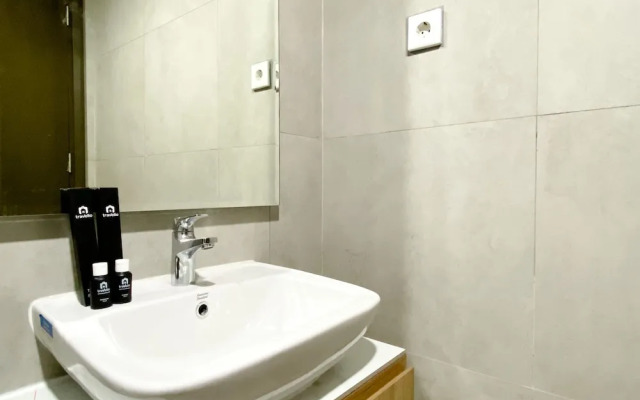 Cozy And Homey Studio Room Pollux Chadstone Apartment