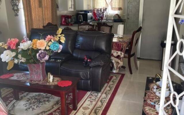 Cheerful 2bedroom 1bath, WIFI, Air Conditioning