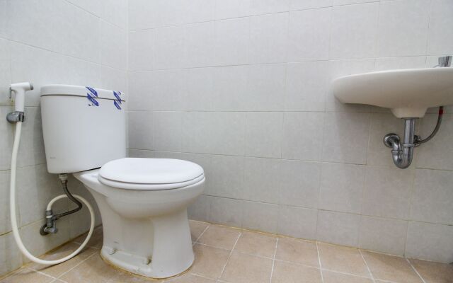 RedDoorz Plus near Alun Alun Selatan