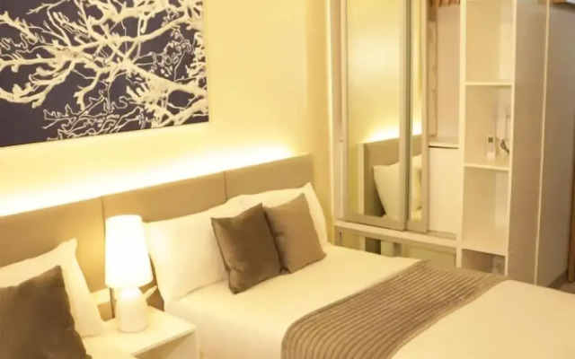 Homefort iHotel at Shore 2 Residences