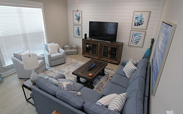 White Sands at Parks Edge