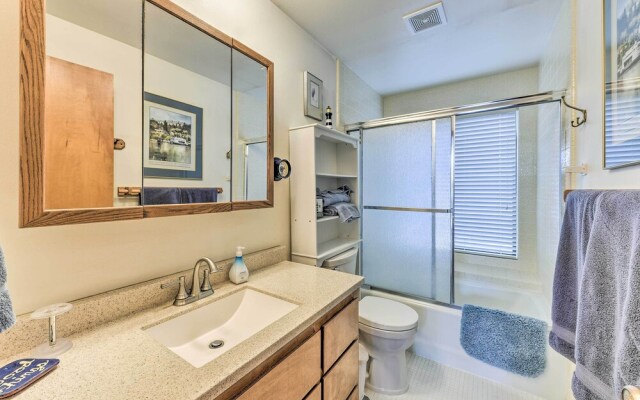 Beachfront Whidbey Island Home + Apartment!