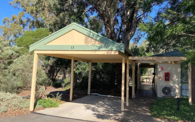 Winbi River Resort Holiday Rentals
