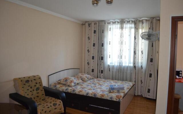 Apartments on prospekt Aitmatova 61