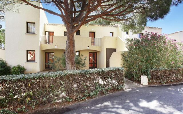 Tidy apartment in the popular resort of Le Cap d'Agde