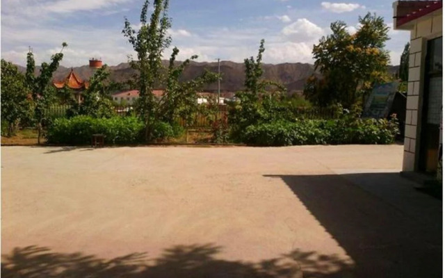 Zhongwei Shamo Inn