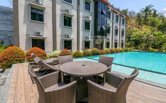 Grand Senggigi Hotel