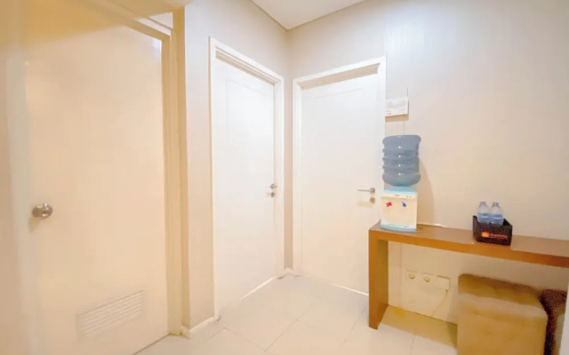 Modern 2Br Apartment Without Living Room At Parahyangan Residence