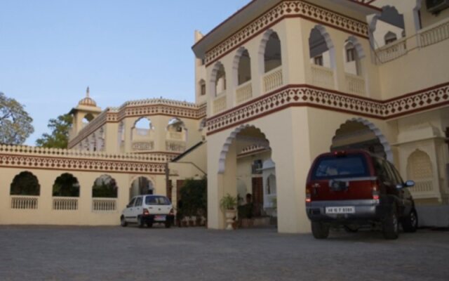 Hotel Fort Chandragupt Jaipur