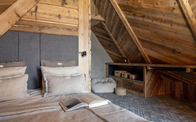 Mountain Shelter Salamandra