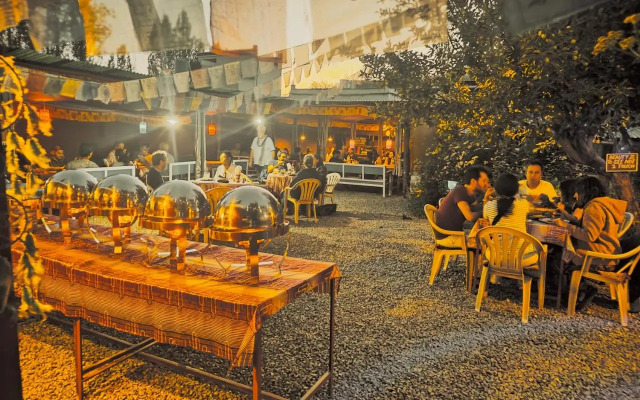 Mentokling Guest House and Garden Restaurant