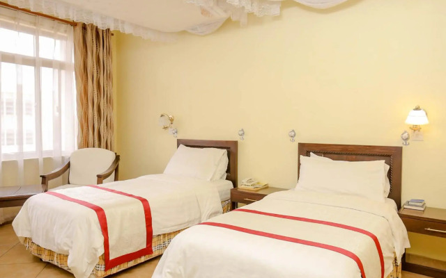 New Safari Hotel