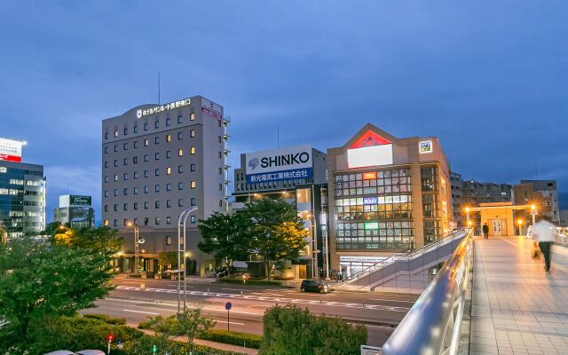 Hotel Courtland