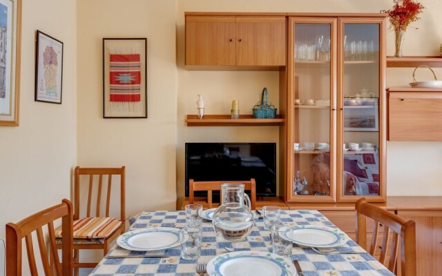 Splendid Mansion in Palau-Saverdera near Sea