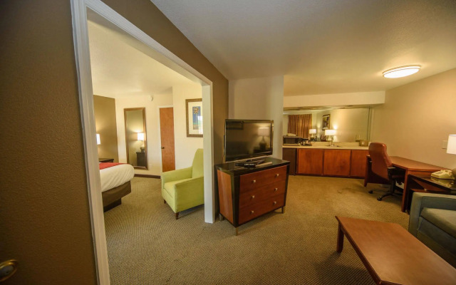 Richland Inn Lawrenceburg