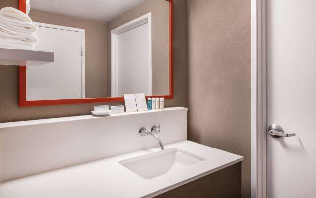 Hampton Inn Phoenix-Airport North