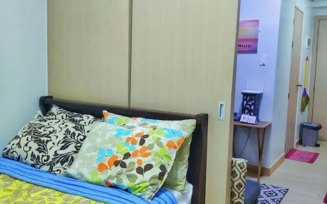 Trees Residences by Jhoy