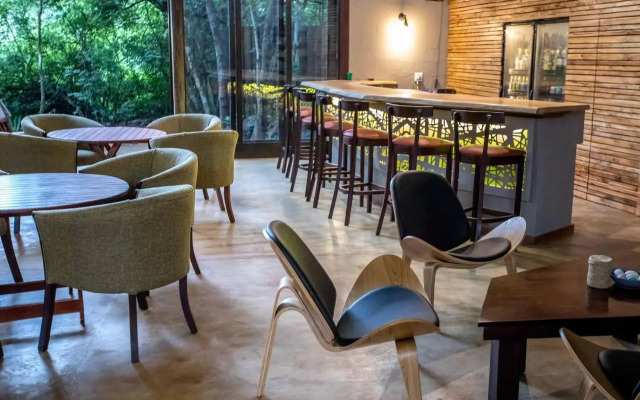 Royal Thonga Safari Lodge