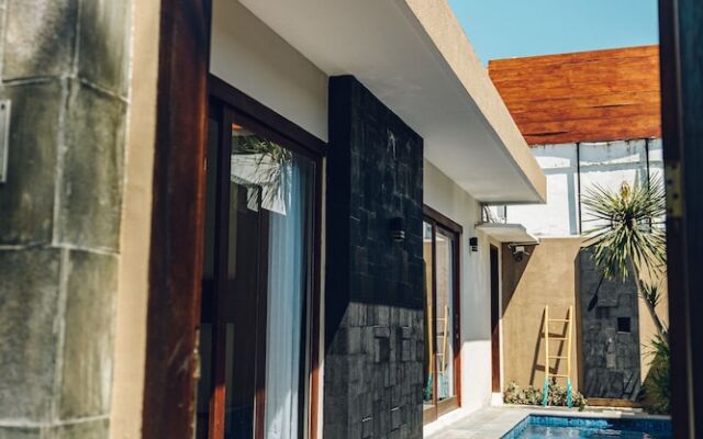 Taj Maza Sunset Villas