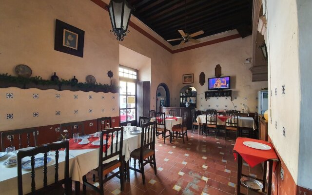 Hotel Colonial Restaurante & Bar