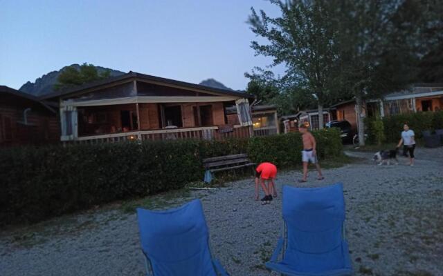 Bungalow SEAESTA RED Lago di Lugano