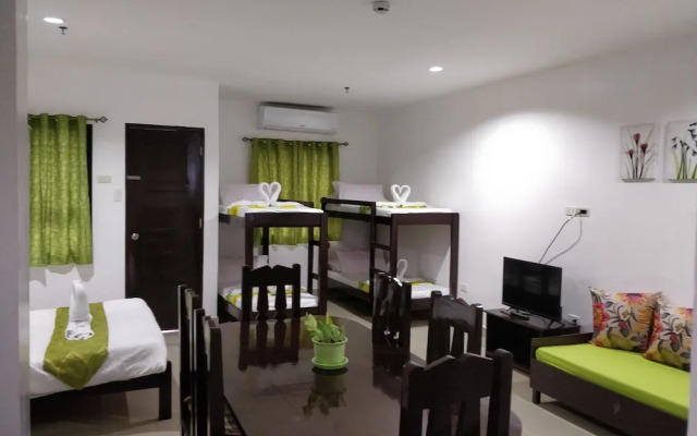 Spacious Private apartment at Laorenza Residences