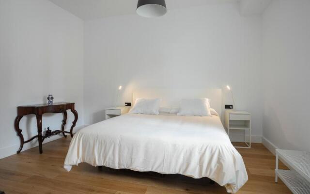 Albor Suites