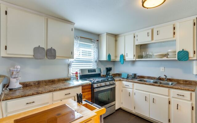Pet-friendly Pensacola Home w/ Patio & Yard!