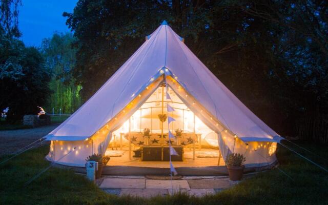 Oxford Riverside Glamping