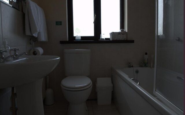 Old Orchard Lodge Bed & Breakfast
